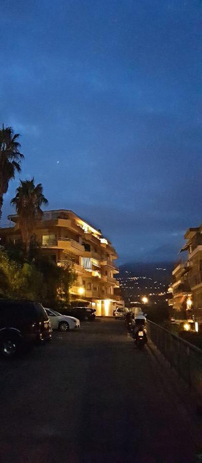 Il Paradiso Del Relax Private Room With Bathroom Parking Sanremo Exterior photo